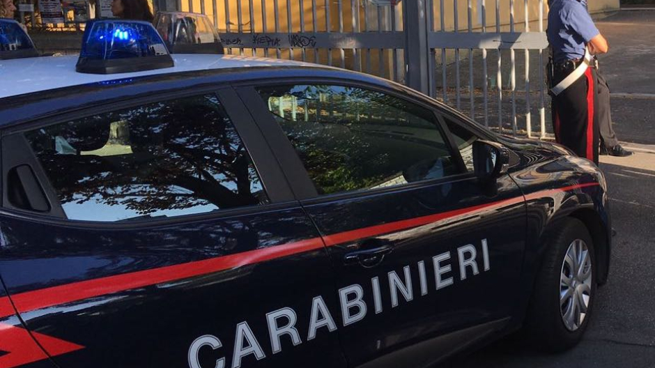 Per la sesta volta viola i divieti del codice rosso: arresto e carcere