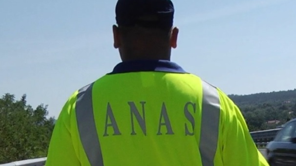 Statale del Lago d’Orta chiusa dopo l'incidente mortale: traffico deviato