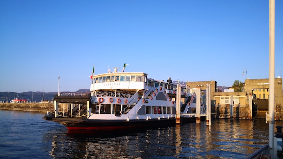 Anziano si buttò dal traghetto e scomparve: dichiarata la morte presunta