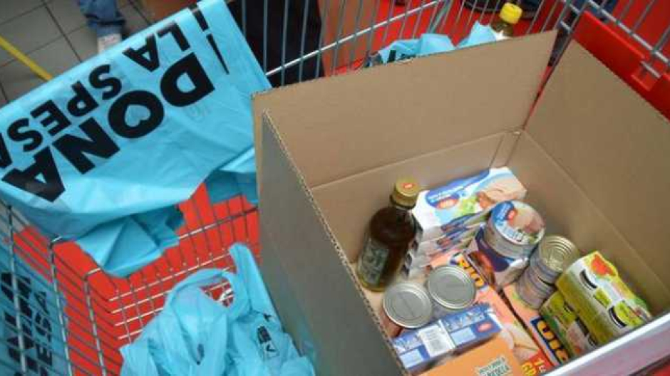 Dona la spesa, sabato torna la raccolta solidale nei negozi Coop 