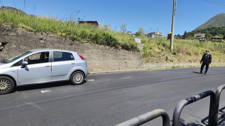 Ciclista investito da un’auto