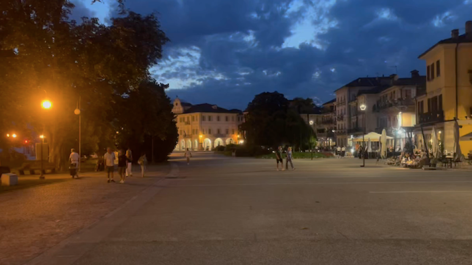 A Pallanza la Veglia delle Palme: giovani in cammino verso la Pasqua